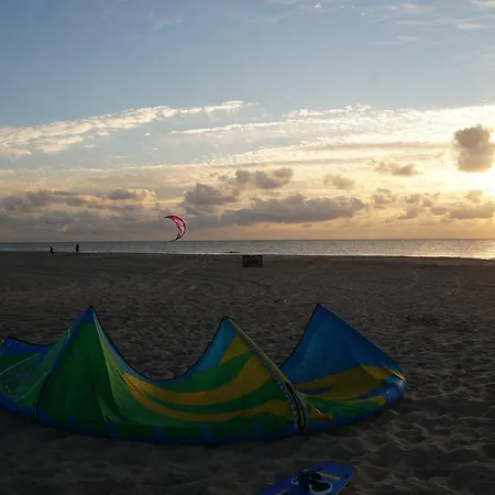 Allyoucansurf Chalet *