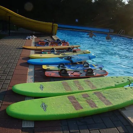 Allyoucansurf Chalet * بيتين