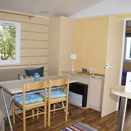 Allyoucansurf Chalet شقة بيتين