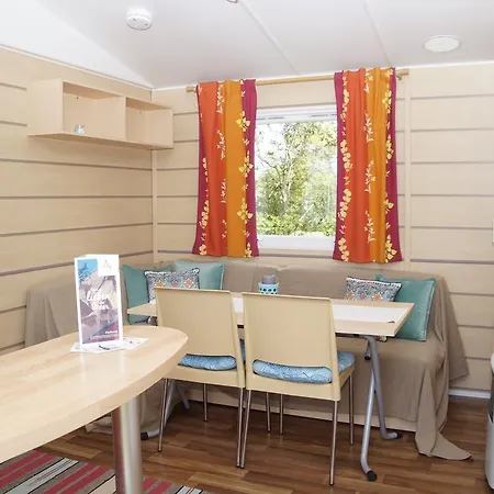 Allyoucansurf Chalet بيتين